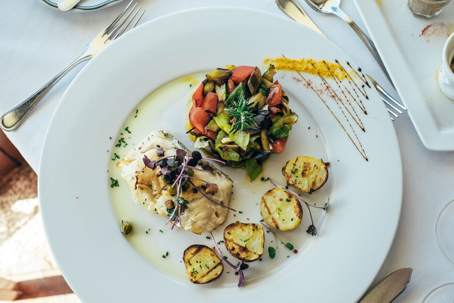 Os portugueses exploraram a criatividade e criaram centenas de pratos diferentes com o bacalhau 
